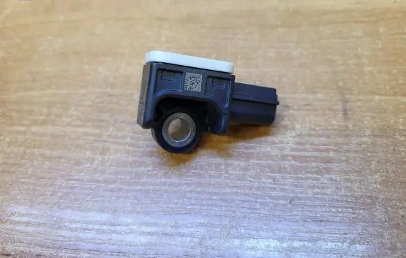 Volvo V60 Airbag deployment crash/impact sensor 31334336 C83HA