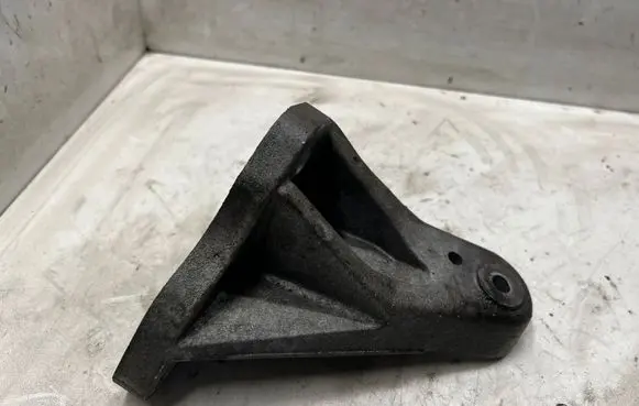 Jaguar S-Type Engine mounting bracket R8S3ALM24