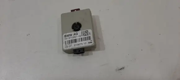 BMW 3 E90 E91 Aerial antenna filter 9110621