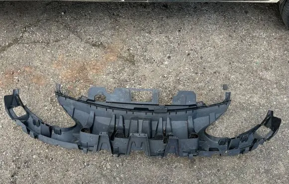 Renault Fluence Radiator support slam panel 620360007R