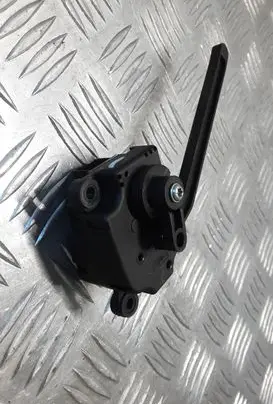 Renault Latitude (L70) Air flap motor/actuator W4497001U EAD518