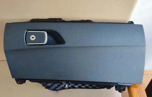 BMW 2 F22 F23 Glove box 9232970 51169232970 51169226050