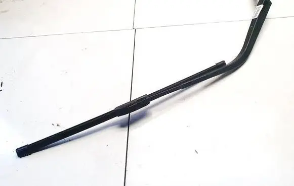 Audi A4 S4 B5 8D Front wiper blade arm 7350