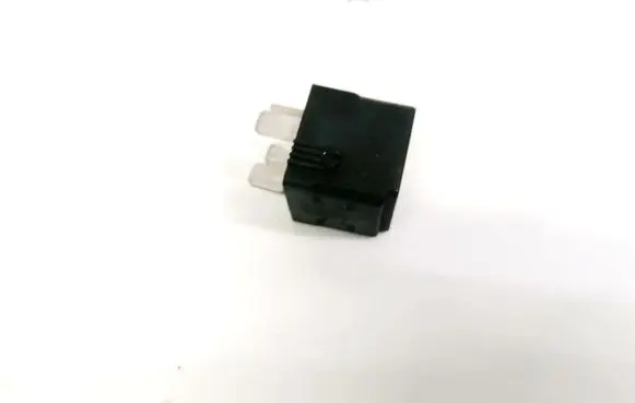 Mercedes-Benz A W168 Other relay a0025421319 4ra00779100