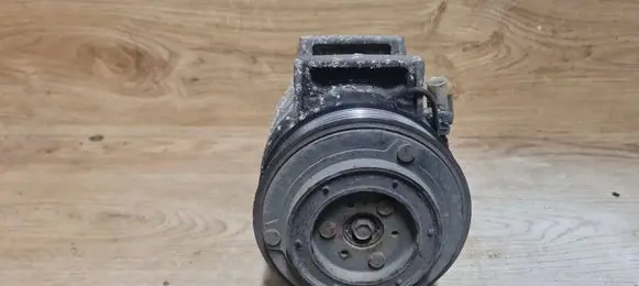 Volvo V70 Air conditioning (A/C) compressor (pump) 8708581