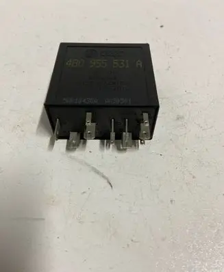 Volkswagen Bora Window wiper relay 4B0955531A 5WK10430A A030501