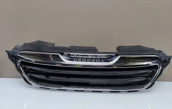 Peugeot 108 Front grill 531140H020