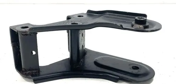 Chevrolet Captiva Gearbox mounting bracket