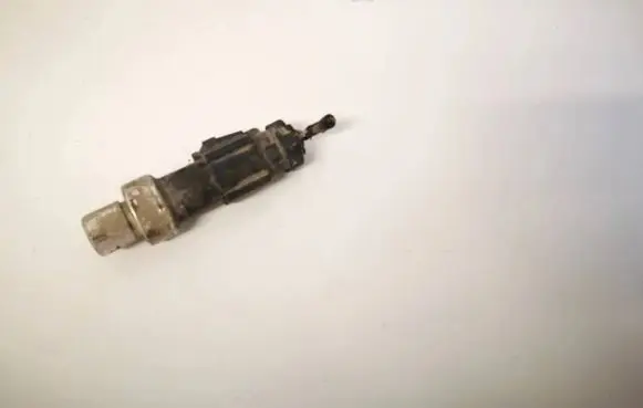 Ford Focus Air conditioning (A/C) pressure sensor 6f9319d594aa 6f93-19d594-aa