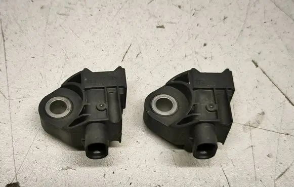Porsche Cayenne (9Y0 9Y3) Airbag deployment crash/impact sensor 95C907651