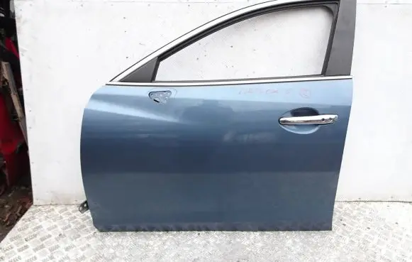 Mazda 6 Rear door
