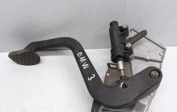 BMW 3 E46 Brake pedal 35111163863 35311163870