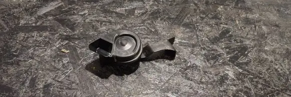 Audi A6 S6 C7 4G Horn signal 4H0951223