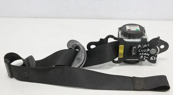 Mini One - Cooper Clubman R55 Rear seatbelt 608354700B 608473100B