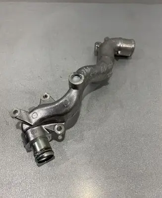Subaru Forester SK Engine coolant pipe/hose