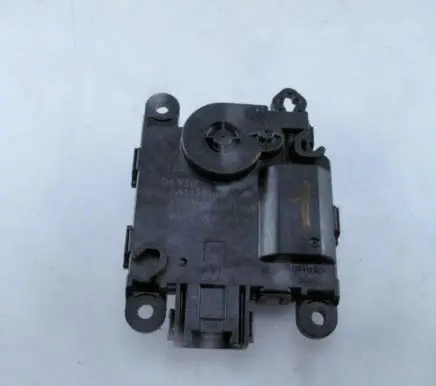 Ford Kuga II Air flap motor/actuator AA1138004870