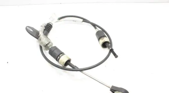 Volvo S60 Gear shift cable linkage