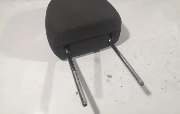 Opel Mokka X Front seat headrest 