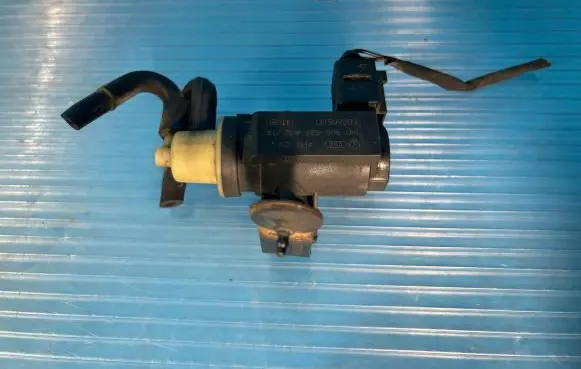 Audi A6 S6 C6 4F Vacuum valve 1K0906627A