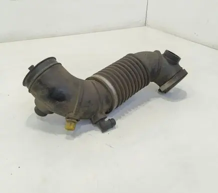 Volvo S40, V40 Air intake hose/pipe 30816182