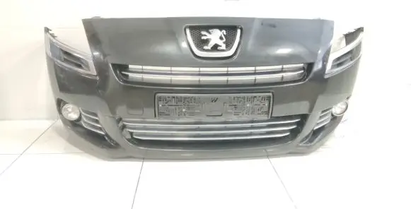 Peugeot 5008 Front bumper
