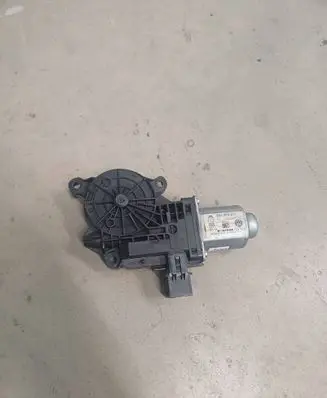 Volkswagen PASSAT B7 USA Rear door window regulator motor 561959812