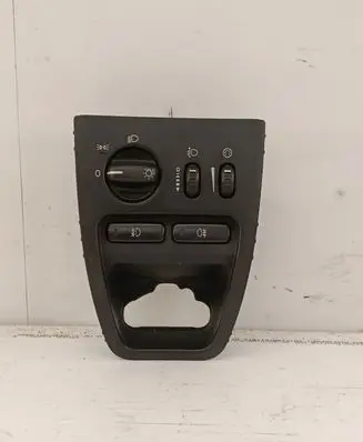 Volvo XC90 Light switch 8685452