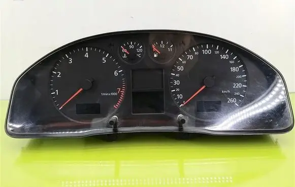 Audi A4 S4 B5 8D Speedometer (instrument cluster) 8D0920900B