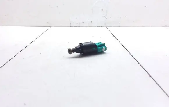 Brake pedal sensor switch