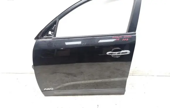 KIA Sorento Front door