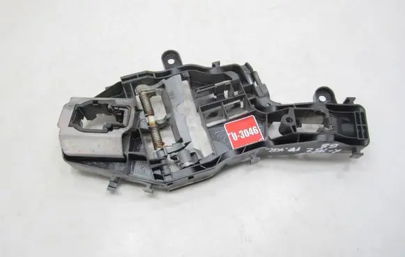Volkswagen PASSAT B8 Rear door exterior handle/bracket 517837811E 12061627S