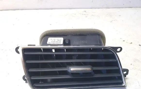 Audi A8 S8 D4 4H Dashboard side air vent grill/cover trim 4H1820902A