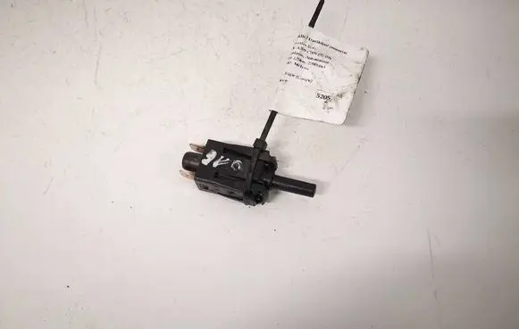 Mercedes-Benz S W220 Brake pedal sensor switch 0015458714