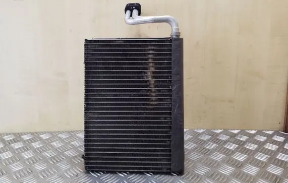 Air conditioning (A/C) radiator (interior)