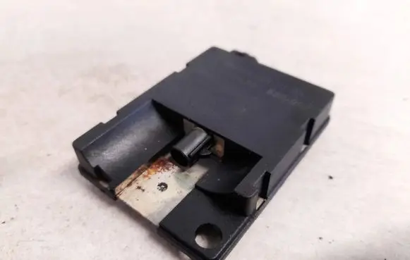 BMW 3 E46 Antenna control unit 8450692846101 921-800-002