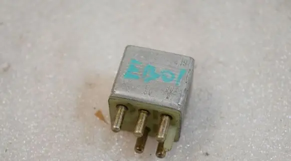 Mercedes-Benz Sprinter W906 Other relay A0015420219