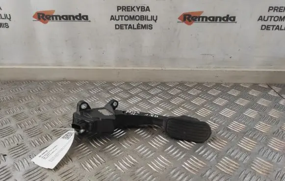Toyota Prius (XW50) Accelerator throttle pedal 781100W100