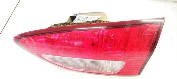 Subaru B9 Tribeca Tailgate rear/tail lights 