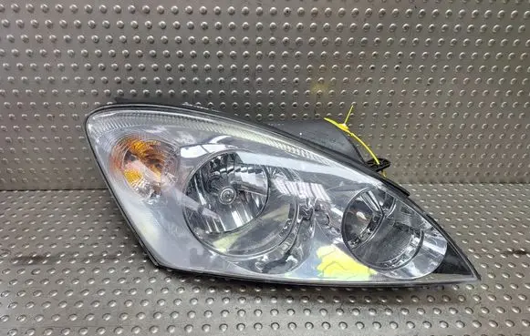 KIA Ceed Headlight/headlamp