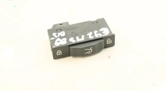 BMW 3 E92 E93 Other switches/knobs/shifts 8379766 61318379766
