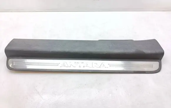 Opel Antara Front sill trim cover 96630458