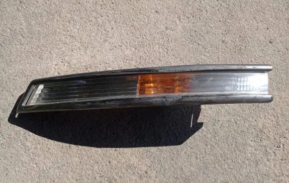 Volkswagen PASSAT B6 Front bumper turn signal 3C0953041H
