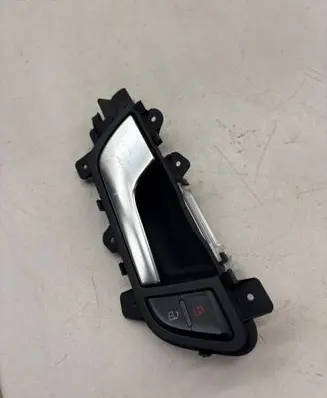 Audi A4 S4 B8 8K Front door interior handle 8K0837019