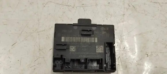 Audi Q2 - Door control unit/module 5q0959592e 5q0959592b