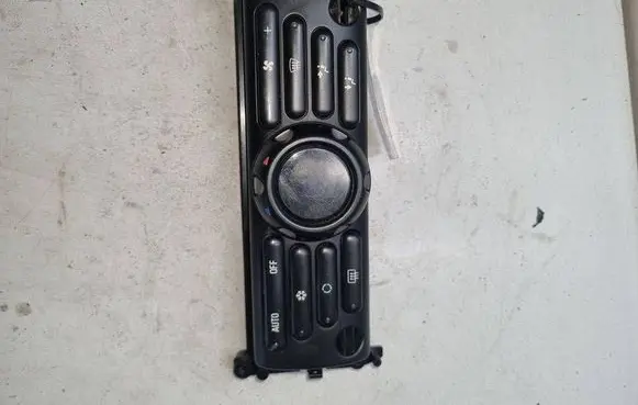Mini One - Cooper R50 - 53 Climate control unit 64116935489 69412205 RG21901