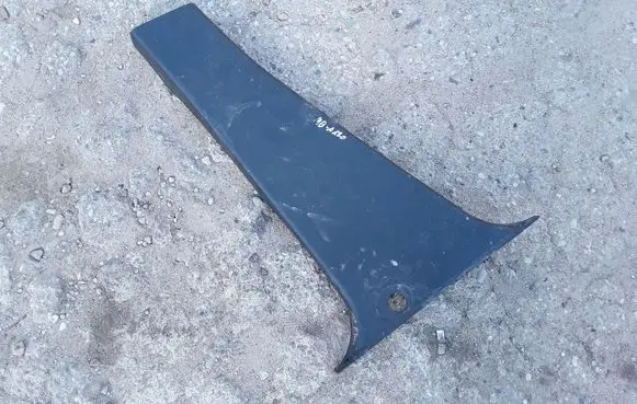 Mercedes-Benz A W169 (B) pillar trim (bottom) A1696920122