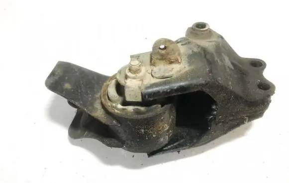 Engine mount bracket