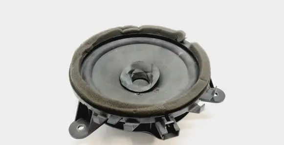 Volvo C30 Front door speaker 30657444