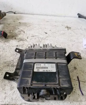 Volkswagen Sharan Engine control unit/module 028906021P 0281001251 28SA2729