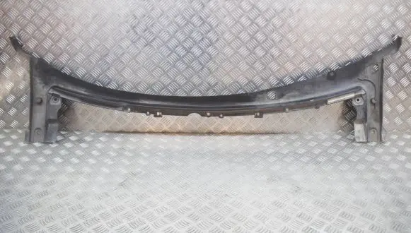 Tesla Model S Wiper trim 106050900B